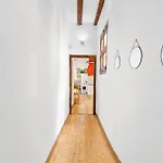 Stylish 2-Bedroom Apartment In El Born