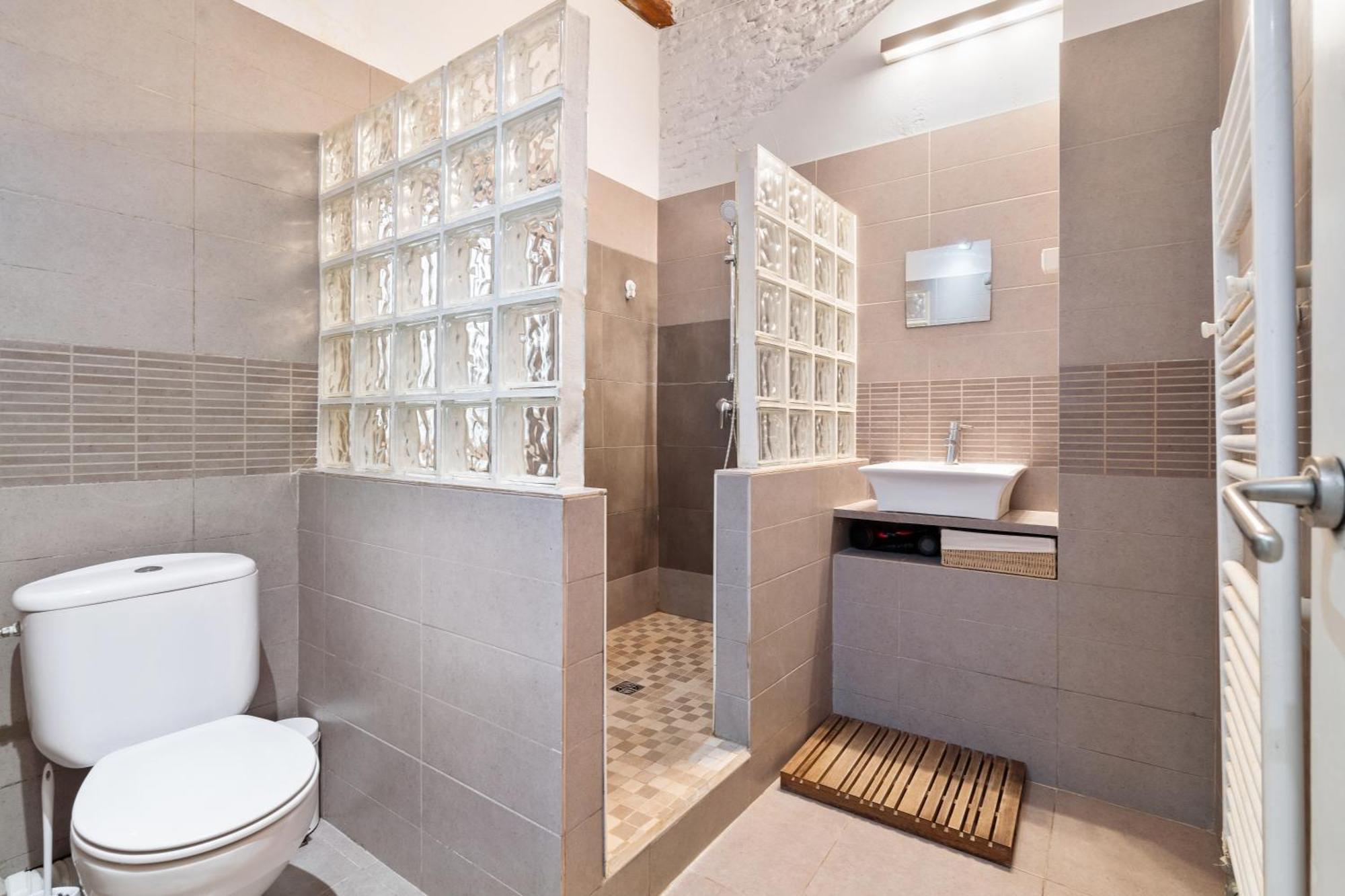 Appartamento Stylish 2-bedroom In El Born Barcellona