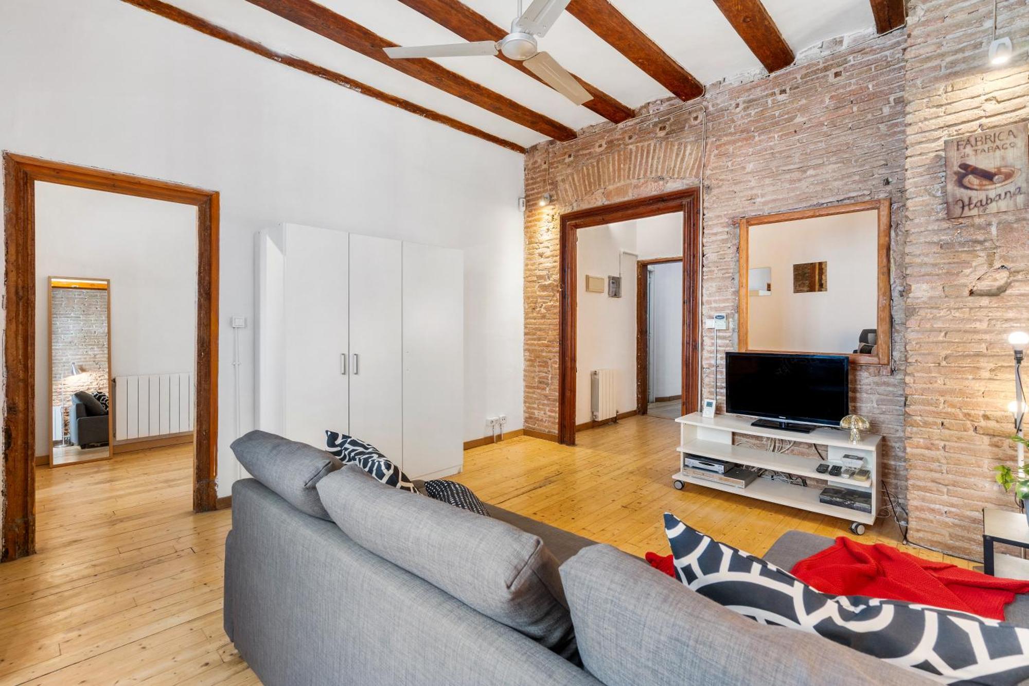 Stylish 2-bedroom In El Born Appartamento